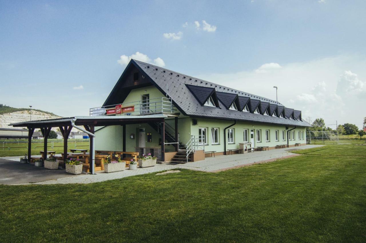 Guest House Na Hřišti Lestina Exteriér fotografie