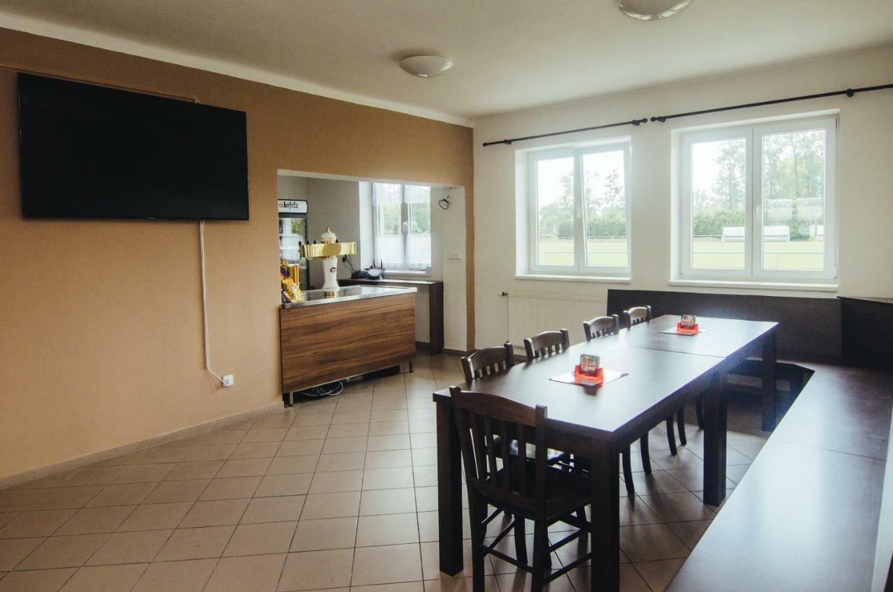 Guest House Na Hřišti Lestina Exteriér fotografie